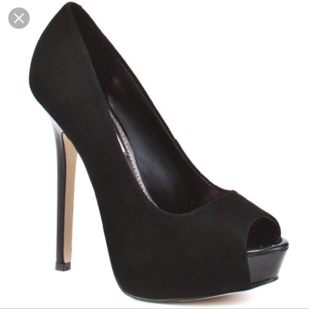 Steve Madden Scandall Pumps